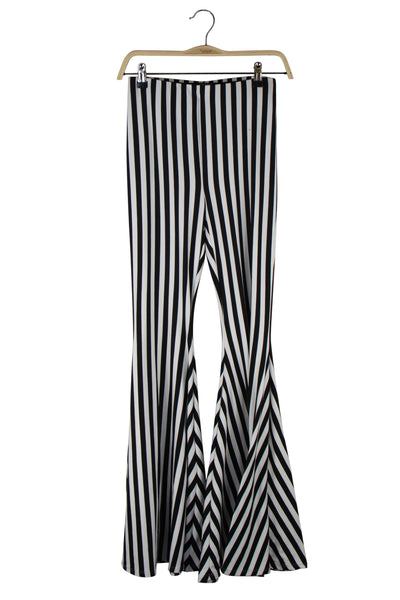 Wandering Wish Kimono in Black